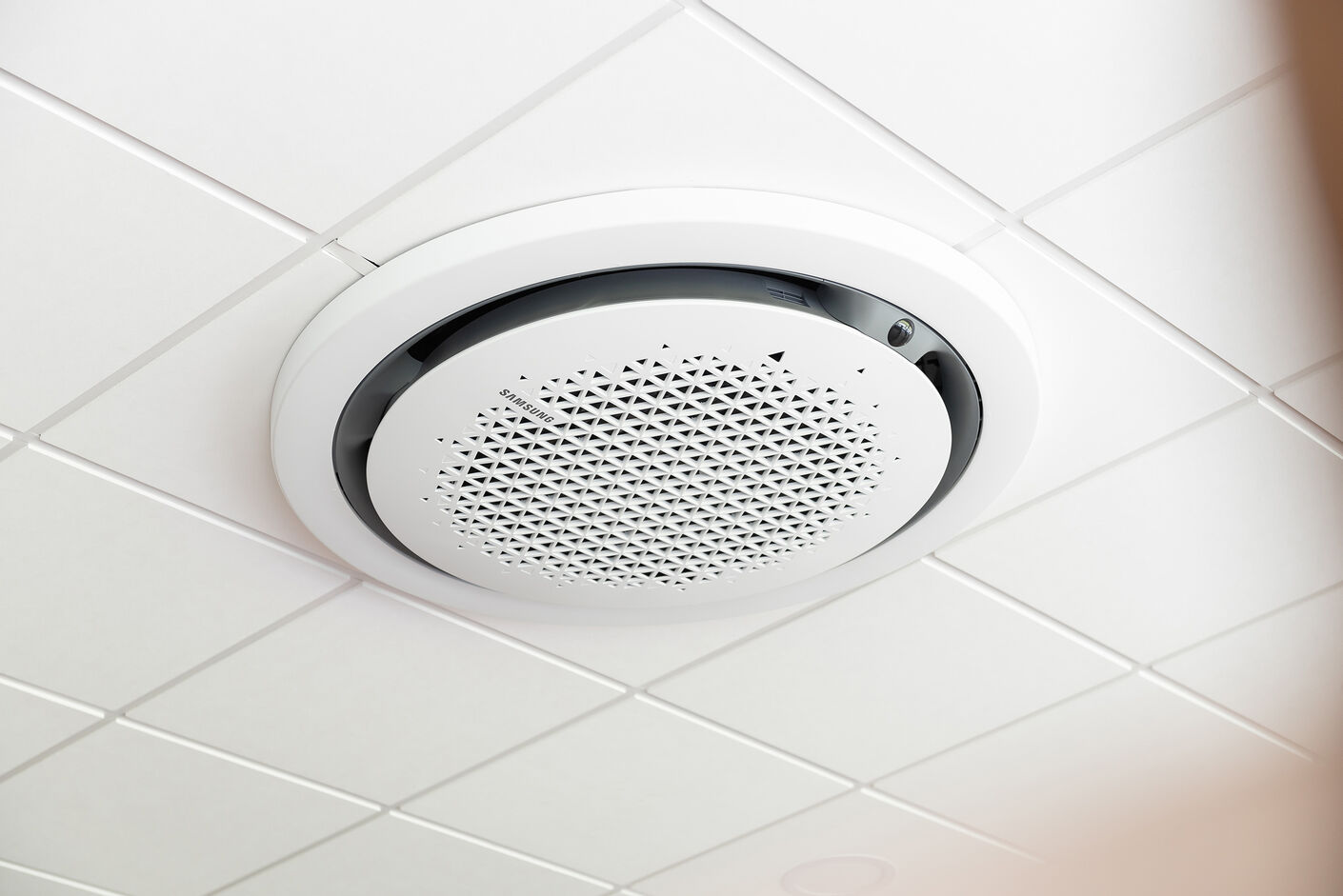 VEN-_pho2766project-Alpuro-LR-3